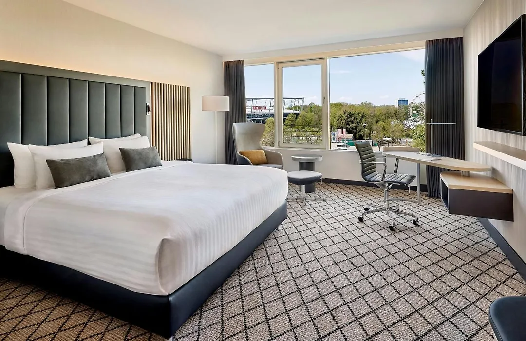 Courtyard By Marriott Hannover Maschsee-1