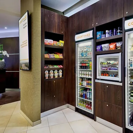 Courtyard By Marriott Hannover Maschsee-2